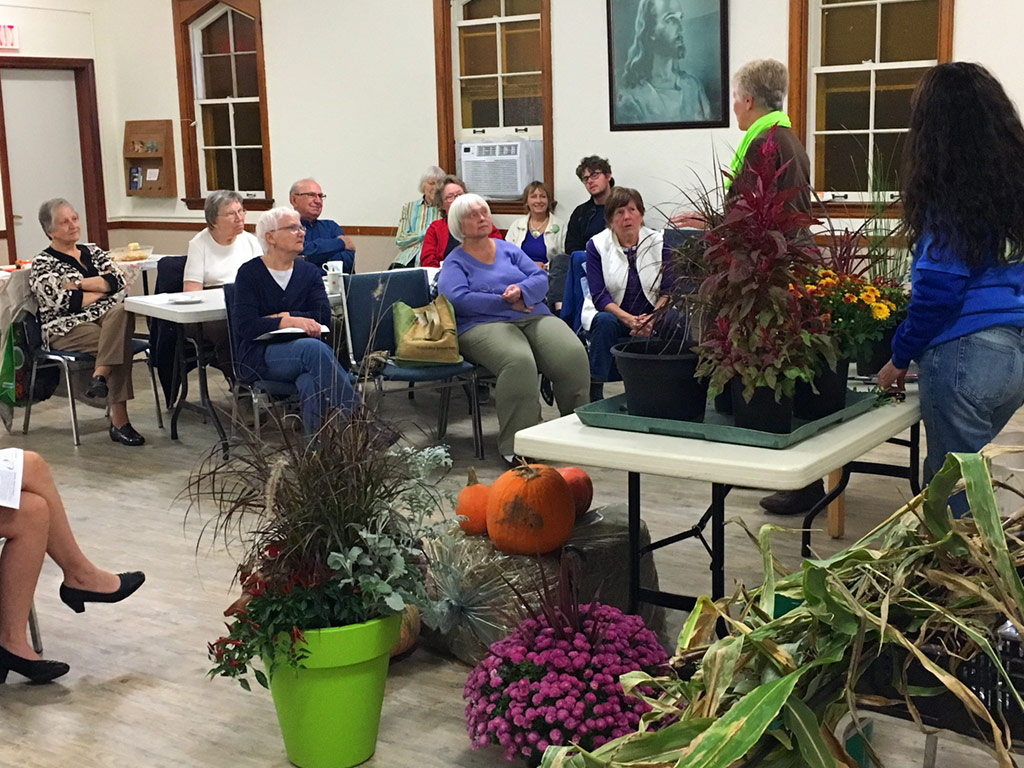 Winona horticultural Society has speakers at each meeting
